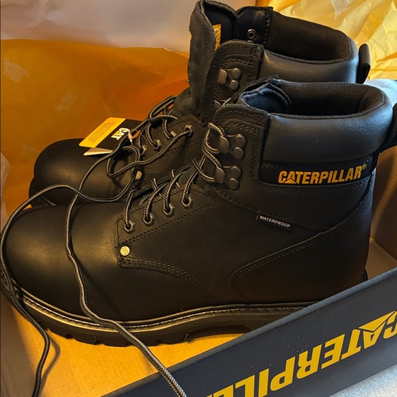 CAT Men’s Black Waterproof Steel Toe Work Boots - Picture 2 of 11